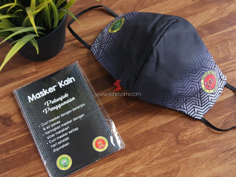 Cetak masker kain,
Masker kain printing,
Masker custom,
Printing masker,
Masker inisial,
Masker keren,,
Masker Batik,