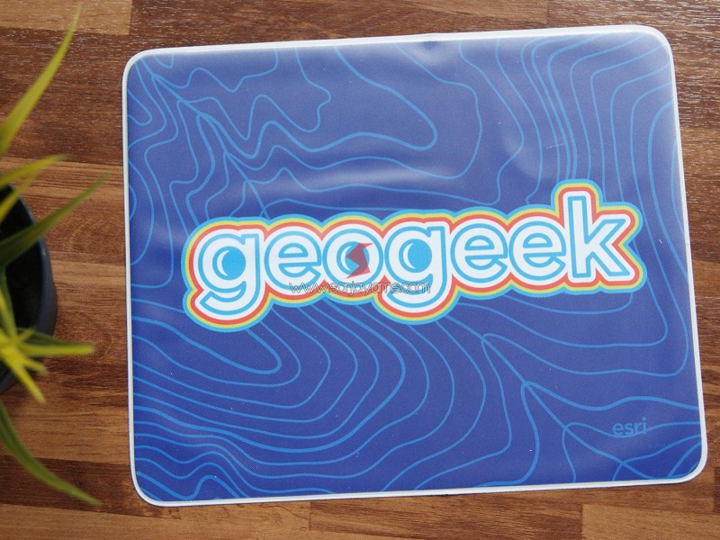 Cetak Mousepad - PT Esri