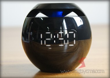 Bluetooth Speaker with Clock (BS11)