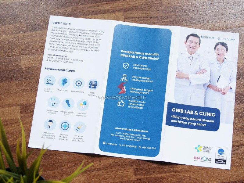 Cetak Brosur Perusahaan - CWB CLINIC