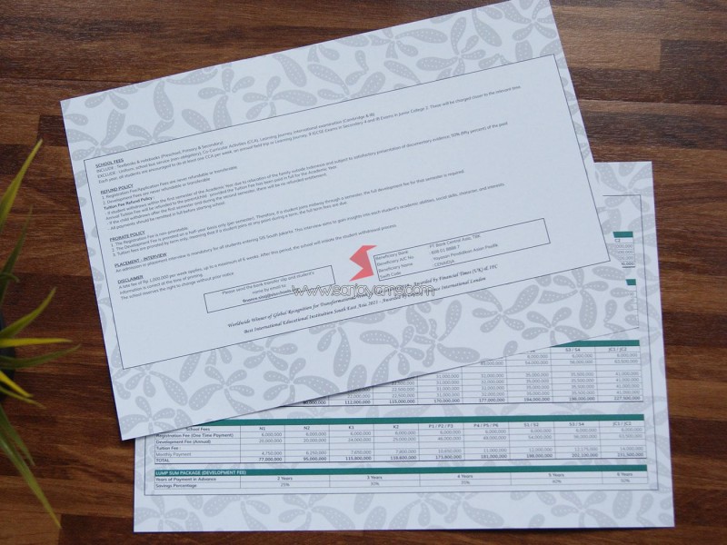 Cetak Brosur Sekolah - SIS South Jakarta