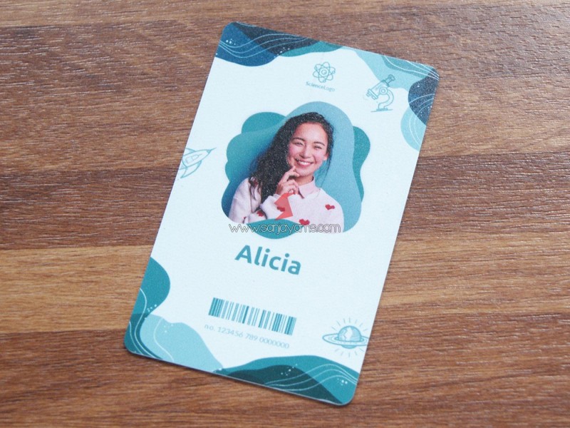 Cetak ID Card UV Printing Awet & Gambar Timbul