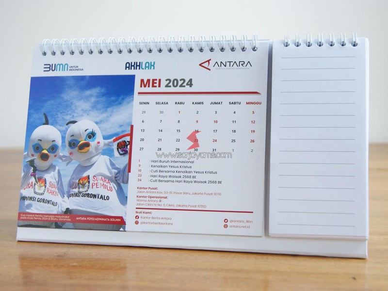 Cetak Kalender Perusahaan - Antara