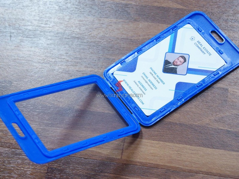 Mika ID Card Warna Biru