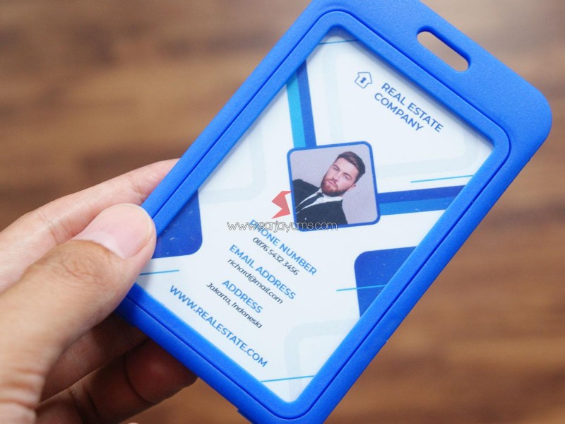 Mika ID Card Warna Biru