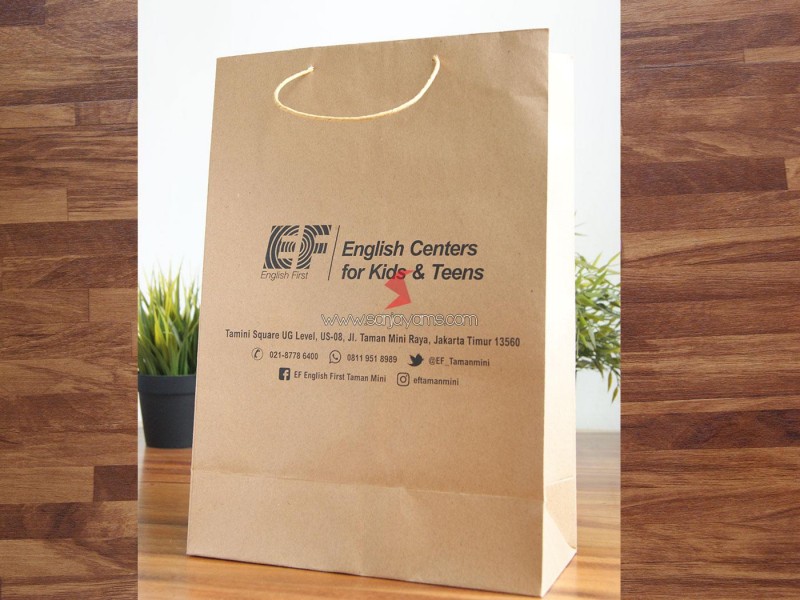Paperbag EF Taman Mini