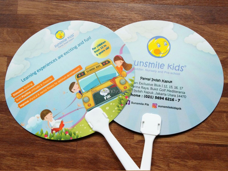 Souvenir Kipas Promosi - Sunsmile Kids