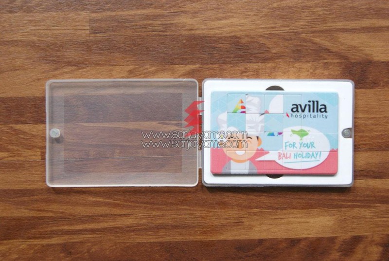 Souvenir USB Kartu Puzzle Avilla