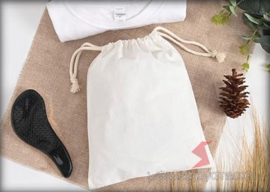 Pouch Serut